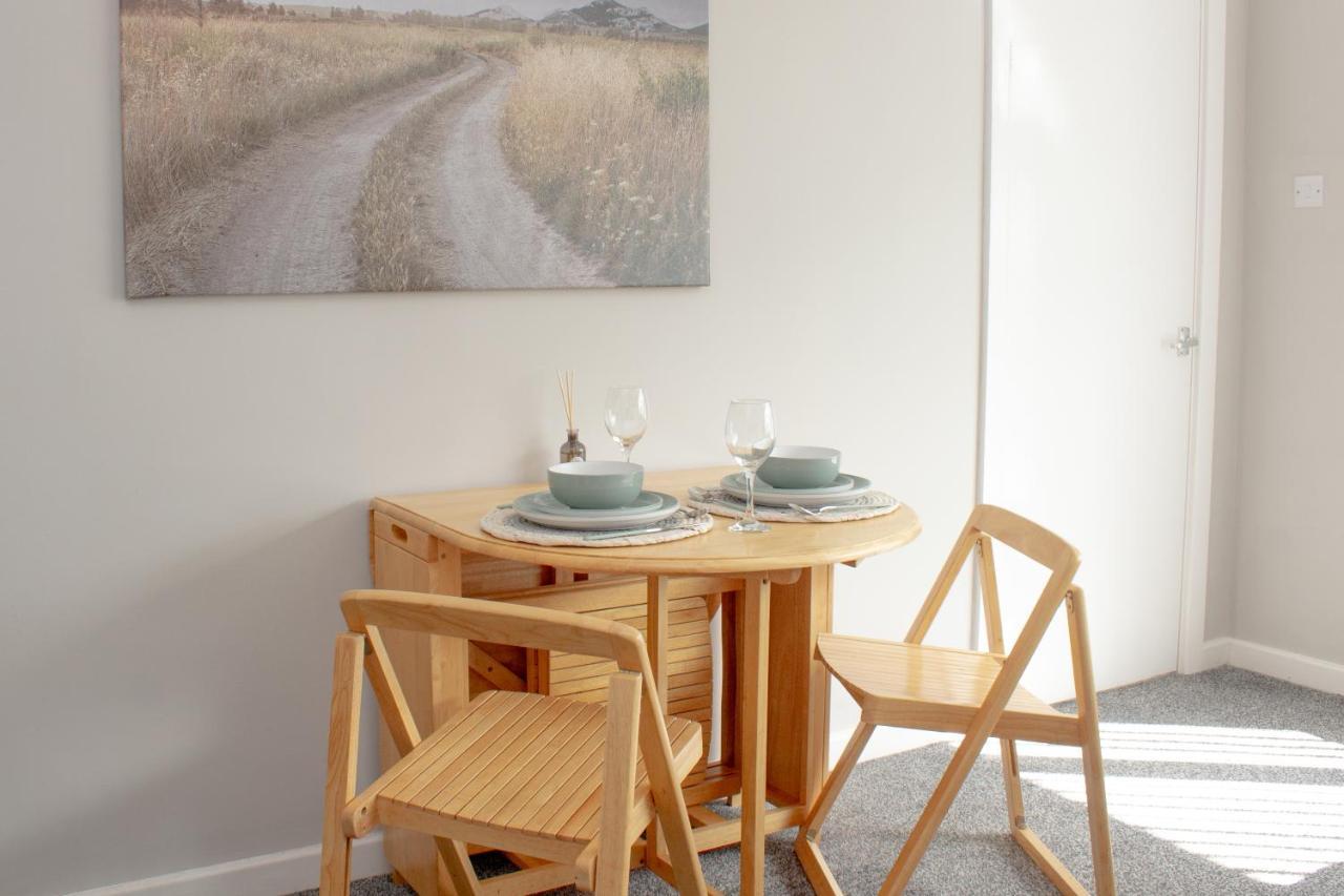 Cosy 3Bed Bungalow In West Kirby, Free Parking Frankby Exteriér fotografie
