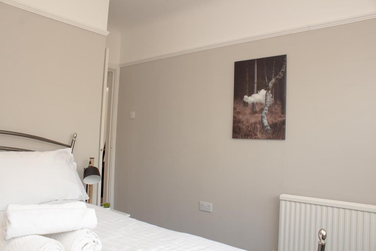 Cosy 3Bed Bungalow In West Kirby, Free Parking Frankby Exteriér fotografie
